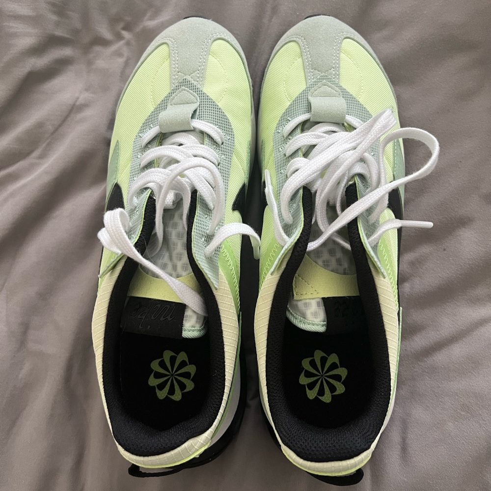 Nike Air Max Pre-Day